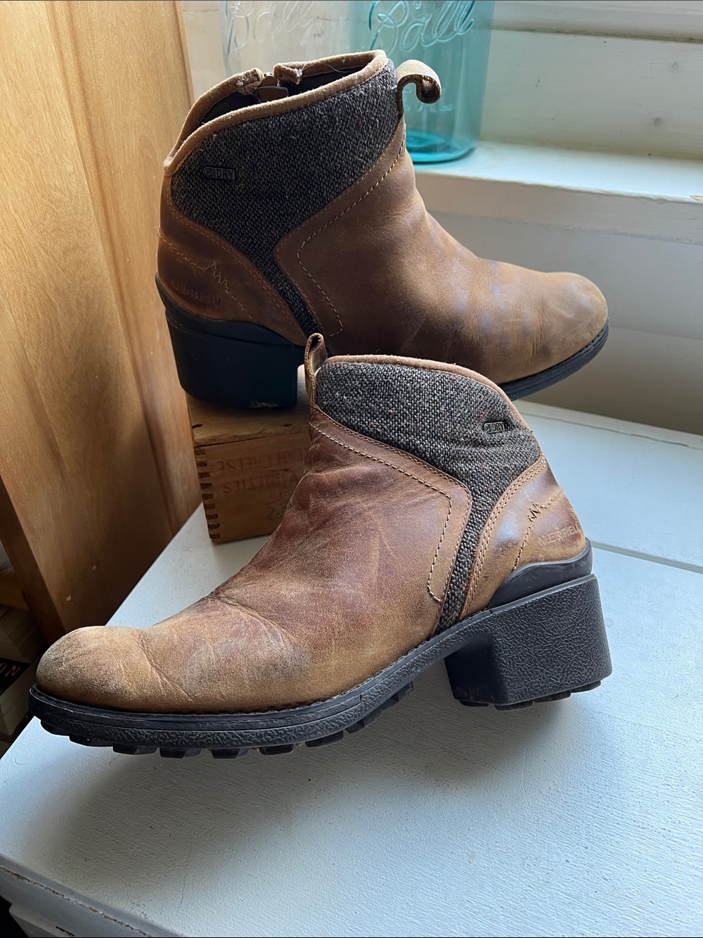 Merrell Brown Leather Dark Heather Ankle Booties Chateau 2 heels size 8.5 - Picture 15 of 17